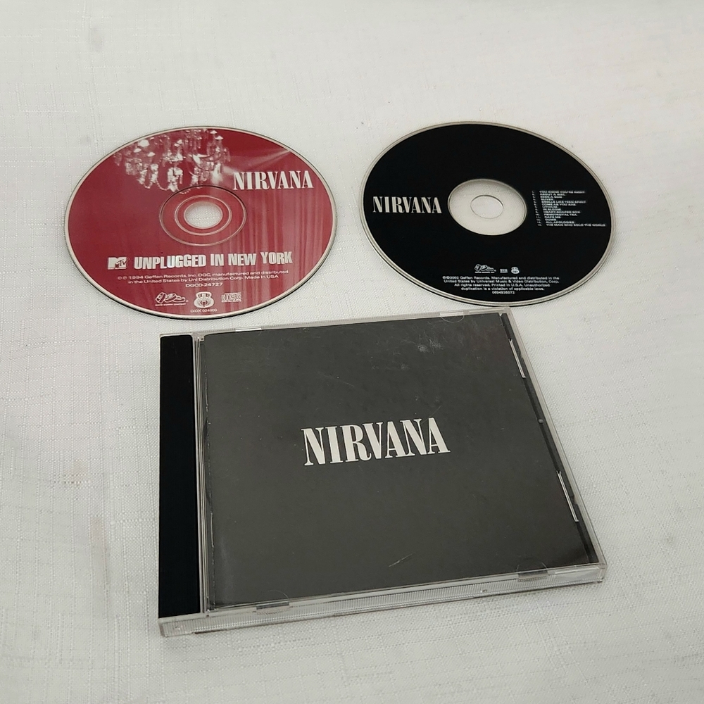 Nirvana by Nirvana (CD, 2002) and loose MTV Unplugged in New York (1994) 2 CDS
